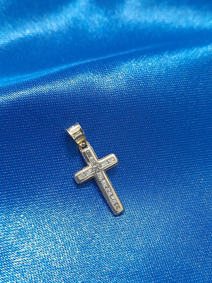 DIJE DE CRUZ MEDIANO DE ORO