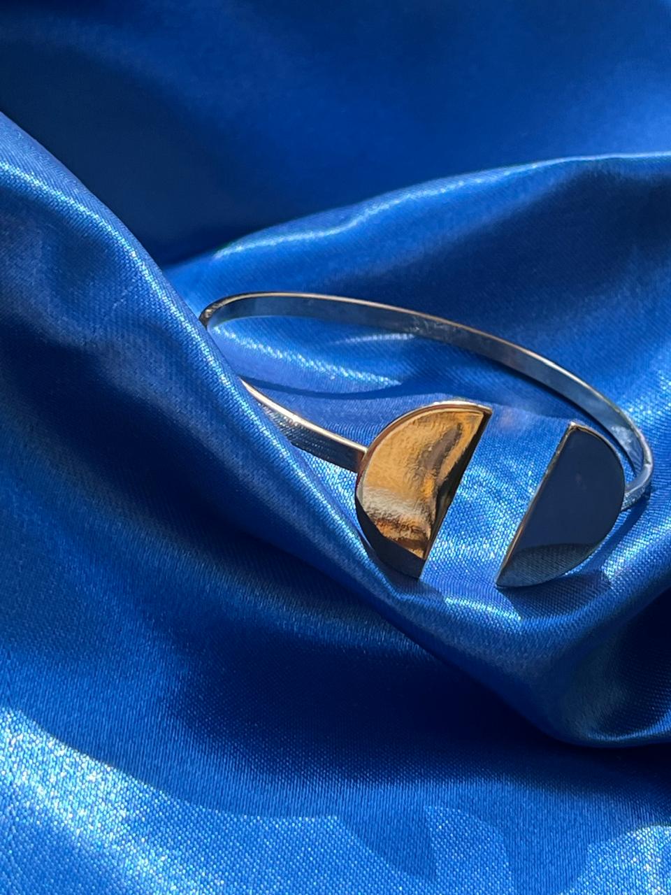 PULSERA CIRCULO PARTIDO